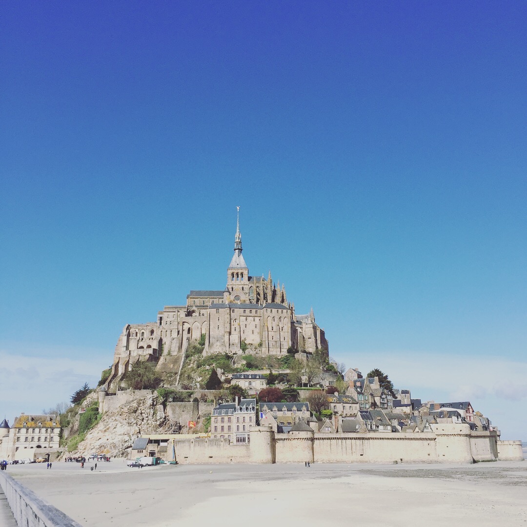 大天使ミカエルに導かれて モン サンミッシェルへ やさしい愛と光の癒し フェアリー ヒーリング